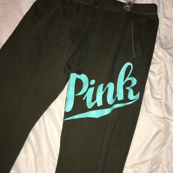 PINK Victoria's Secret Pants - Pink sweatpants